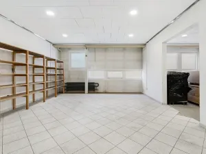 Prodej kanceláře, Brno - Slatina, Hviezdoslavova, 1514 m2