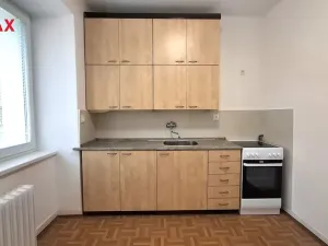 Pronájem bytu 2+1, Ostrava - Poruba, Nálepkovo náměstí, 55 m2