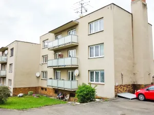 Prodej bytu 3+1, Čerčany, Družstevní, 64 m2