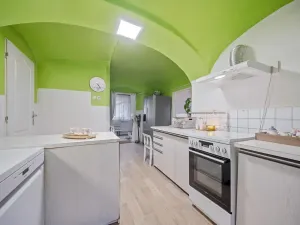 Prodej rodinného domu, Uhersko, 173 m2