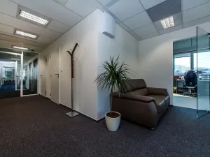 Pronájem kanceláře, Praha - Smíchov, Nádražní, 998 m2