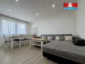 Prodej bytu 3+1, Klášterec nad Ohří, Na Vyhlídce, 66 m2