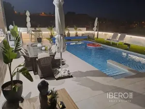 Prodej rodinného domu, Quesada, Španělsko, 355 m2