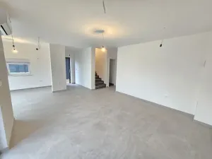 Prodej rodinného domu, Medulin, Chorvatsko, 120 m2