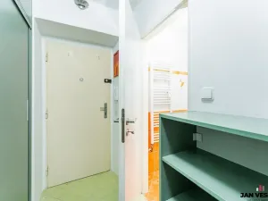 Pronájem bytu 1+1, Praha - Čakovice, Otavská, 29 m2