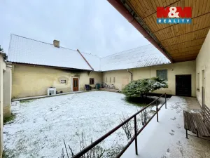 Prodej rodinného domu, Třebařov, 336 m2