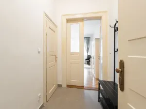 Pronájem bytu 1+kk, Praha - Nové Město, Lípová, 33 m2