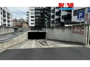 Pronájem garážového stání, Olomouc, Eduarda Hamburgera, 13 m2