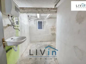 Pronájem obchodního prostoru, Olomouc, Husitská, 54 m2