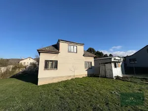 Prodej rodinného domu, Břasy, 120 m2