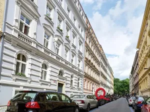 Pronájem bytu 3+kk, Praha - Smíchov, Kroftova, 90 m2