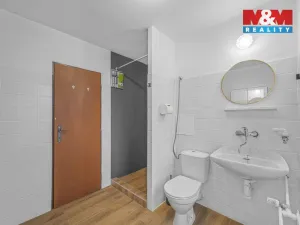 Pronájem bytu 1+1, Náchod, Raisova, 32 m2