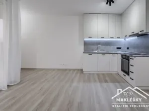 Pronájem bytu 1+kk, Uhlířské Janovice, Hrnčířská, 30 m2
