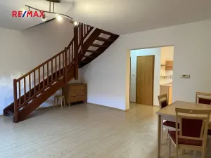 Pronájem rodinného domu, Praha - Újezd nad Lesy, Na Božkovně, 110 m2