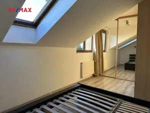 Pronájem rodinného domu, Praha - Újezd nad Lesy, Na Božkovně, 110 m2