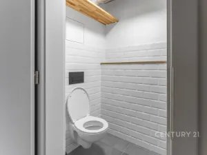 Pronájem bytu 2+kk, Praha - Vysočany, Kolbenova, 54 m2