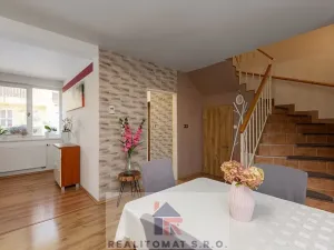 Pronájem rodinného domu, Horoušany, Na Svahu, 133 m2