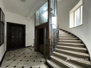 Pronájem kanceláře, Brno, třída Kpt. Jaroše, 316 m2