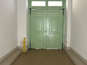 Pronájem kanceláře, Praha - Holešovice, Kamenická, 49 m2