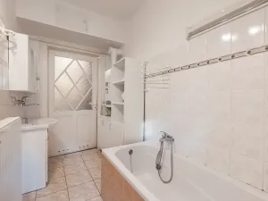 Pronájem bytu 2+1, Teplice, Čs. dobrovolců, 84 m2