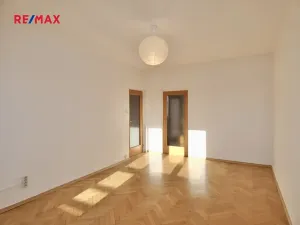 Pronájem bytu 2+1, Praha - Malešice, Káranská, 53 m2