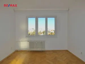 Pronájem bytu 2+1, Praha - Malešice, Káranská, 53 m2