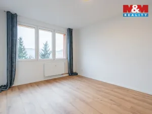 Prodej bytu 2+1, Český Krumlov - Plešivec, Sídliště Plešivec, 57 m2