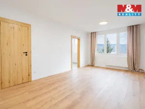 Prodej bytu 2+1, Český Krumlov - Plešivec, Sídliště Plešivec, 57 m2