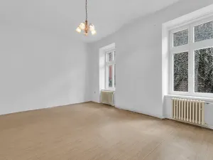 Prodej bytu 2+1, Hradec Králové, Komenského, 98 m2