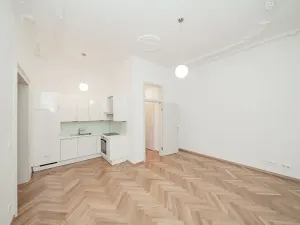 Pronájem kanceláře, Praha - Vinohrady, Balbínova, 59 m2