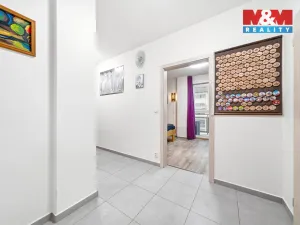 Prodej bytu 2+kk, Pardubice - Polabiny, Bělehradská, 77 m2