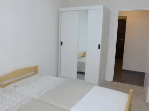 Pronájem bytu 2+kk, Praha - Ruzyně, Ciolkovského, 42 m2