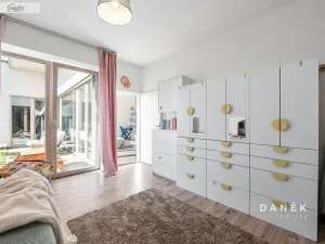 Prodej bytu 3+kk, Oslavany, náměstí 13. prosince, 76 m2