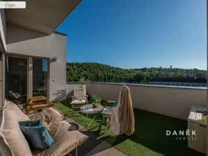 Prodej bytu 3+kk, Oslavany, náměstí 13. prosince, 76 m2