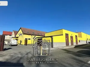 Pronájem skladu, Praha, Libušská, 1900 m2