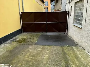 Pronájem skladu, Praha, Libušská, 1900 m2