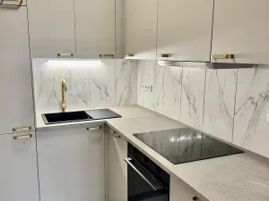 Prodej bytu 2+kk, Praha - Holešovice, Ortenovo náměstí, 50 m2