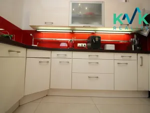 Prodej bytu 4+kk, Karlovy Vary, Na Vyhlídce, 109 m2