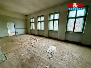 Prodej komerční nemovitosti, Kryry - Běsno, 490 m2