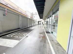 Pronájem kanceláře, Praha - Karlín, Křižíkova, 20 m2