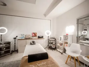 Pronájem obchodního prostoru, Praha - Karlín, Křižíkova, 20 m2