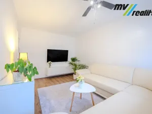 Prodej bytu 3+1, Milovice, Braniborská, 68 m2