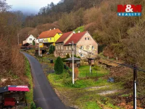 Prodej rodinného domu, Povrly - Roztoky, 202 m2