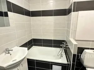 Pronájem bytu 1+kk, Teplice, Čs. dobrovolců, 33 m2