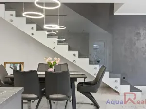 Prodej rodinného domu, Karlovy Vary, 180 m2