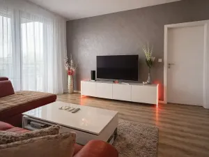 Prodej bytu 2+kk, Praha - Vysočany, Modrého, 53 m2