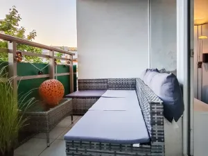 Pronájem bytu 2+kk, Praha - Horní Měcholupy, Hornoměcholupská, 60 m2