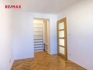 Pronájem bytu 3+1, Praha - Dejvice, Mydlářka, 55 m2