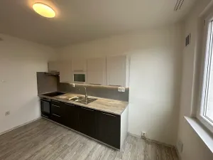 Pronájem bytu 3+1, Liberec, Seifertova, 79 m2