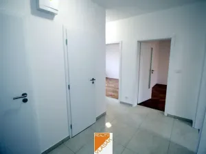 Pronájem bytu 3+1, Kadaň, Chomutovská, 73 m2